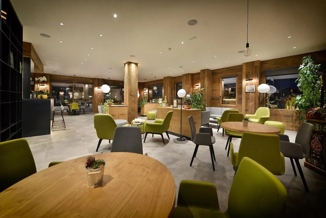 Hotel Bernina ليفينو